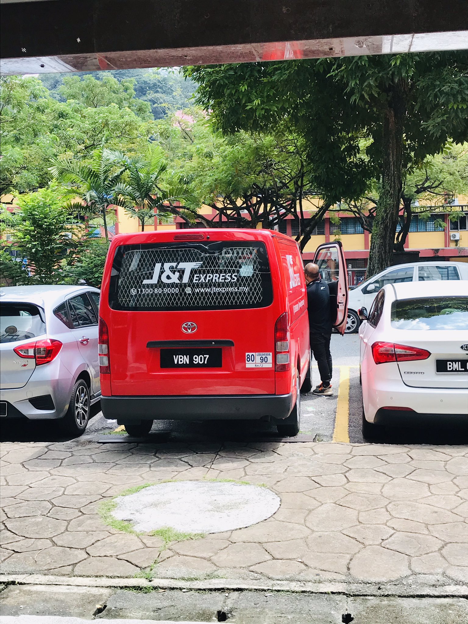 Cara pos barang di j&t