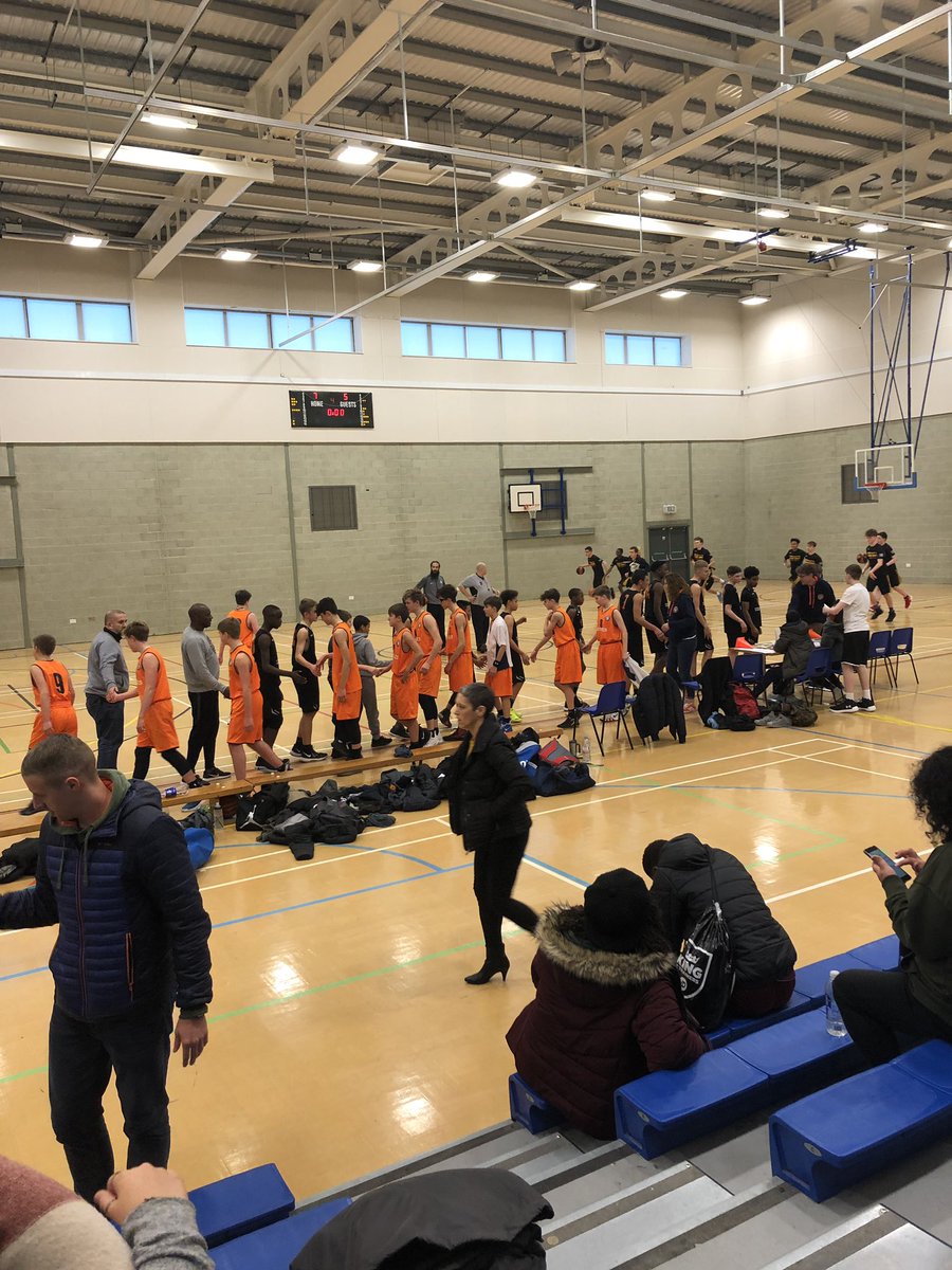 LutonBasketballClub (@BasketballLuton) on Twitter photo 2018-12-09 12:50:11