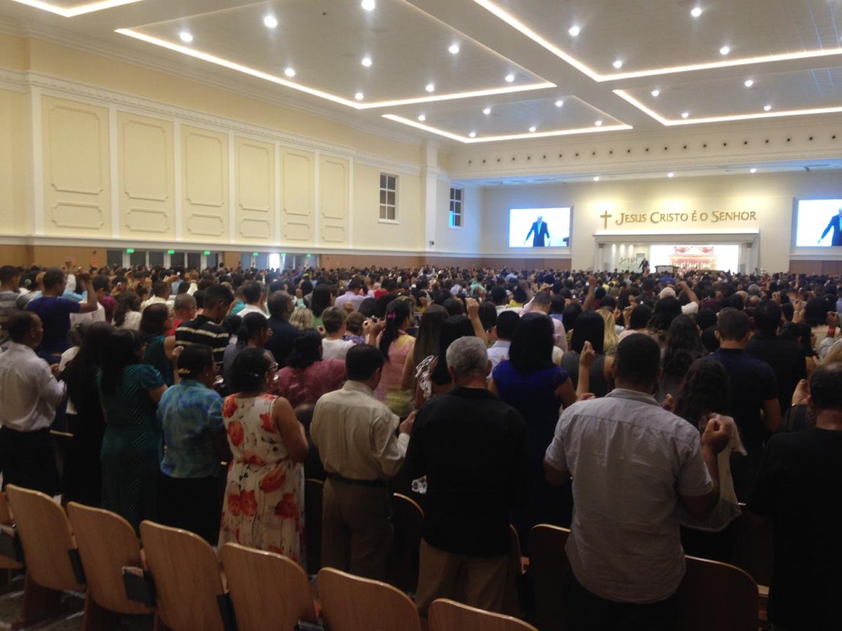 IgrejaUniversal's tweet photo. Dia especial para o povo de #Sergipe na inauguração da Nova Catedral #Universal #InauguraçãoSergipe https://t.co/t6JgXds5bM
