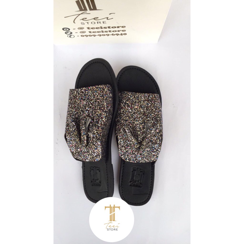 ms_teei's tweet photo. NEW IN!
Such a beauty 🖤
Available in all sizes and crystal gold
Price 5000
To order pls dm or call 09099096940
#madeinnigeria #handmade #patronizeustoday #teeistore https://t.co/vupVYyhNWG