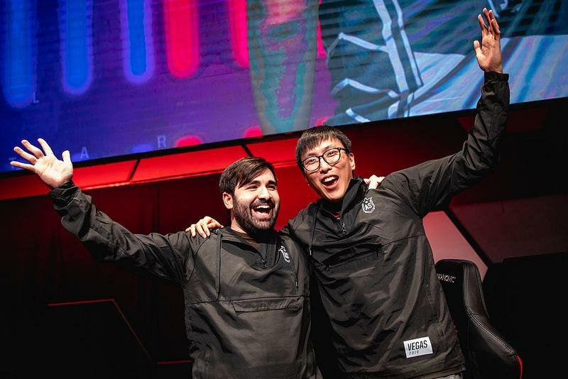 Doublelift dan Voyboy adalah Juara Charity 2v2 All-Star Las Vegas 2018! http://news.masjmzs.com//index/xnews/index.html?uuid=c086aef595adfeac71c45a0cfccd9200&to_platfrom=old …