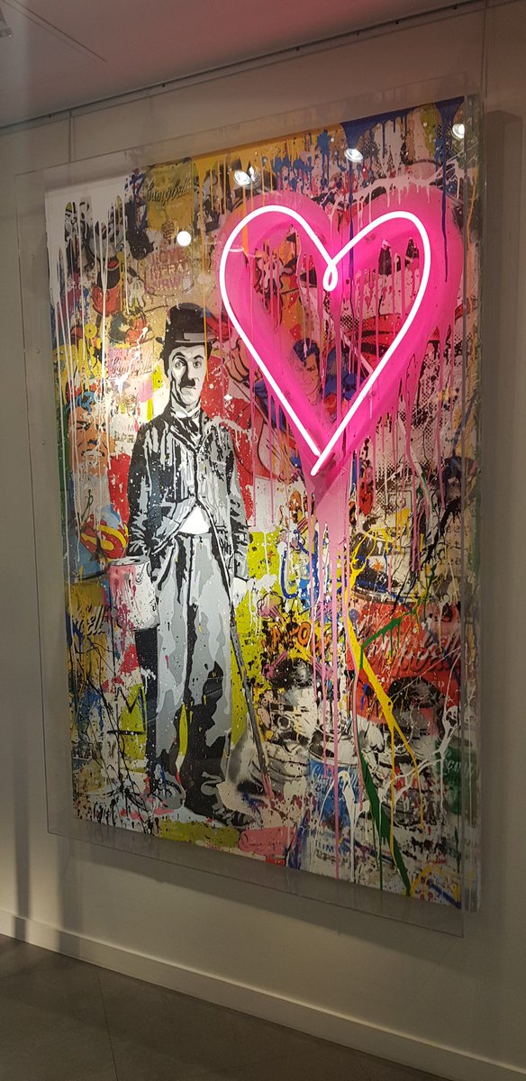greypcarter's tweet photo. Really interesting visit to #saintpauldevence a charming hilltop artist town near #cannes. Besides a very pretty town which is worth seeing, some amazing street art #artist #StreetArt https://t.co/t6JTtwk3Ba