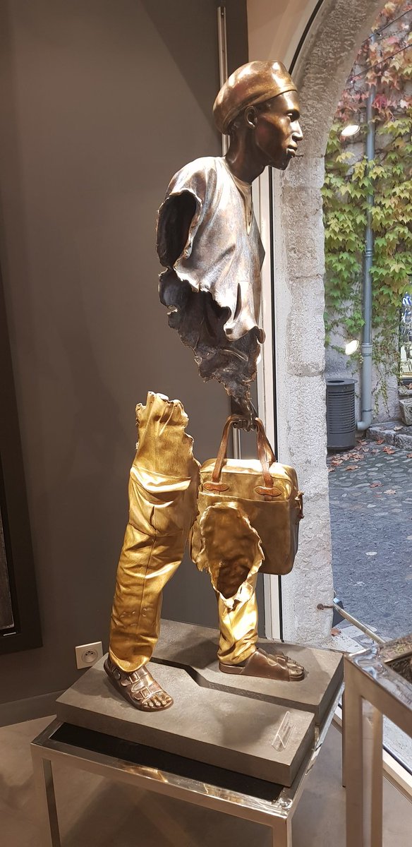 greypcarter's tweet photo. Really interesting visit to #saintpauldevence a charming hilltop artist town near #cannes. Besides a very pretty town which is worth seeing, some amazing street art #artist #StreetArt https://t.co/t6JTtwk3Ba