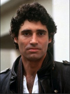 December, the 9th. Born on this day (1945) MICHAEL NOURI. Happy birthday!!  