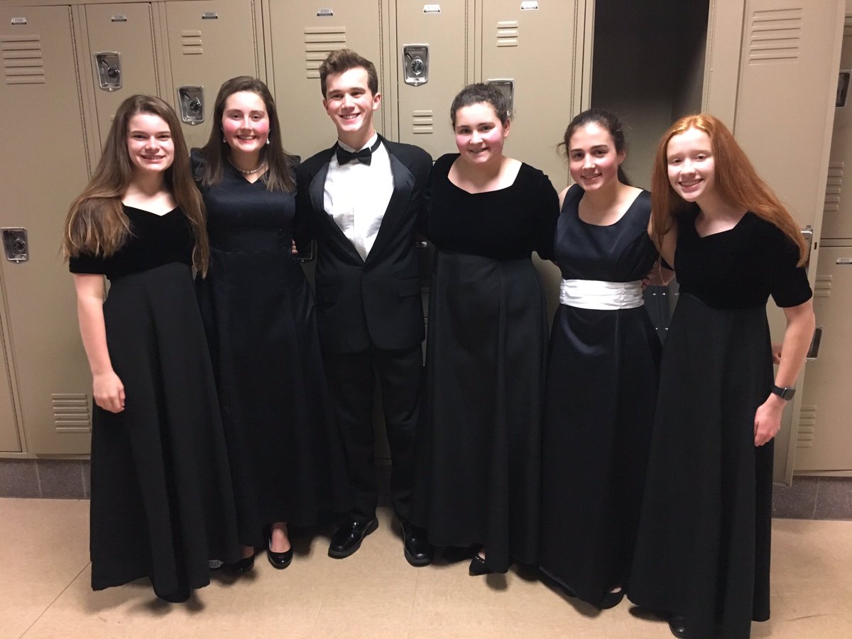 floyd_swim's tweet image. Relay meet be day...
Winter Fantasia by night...