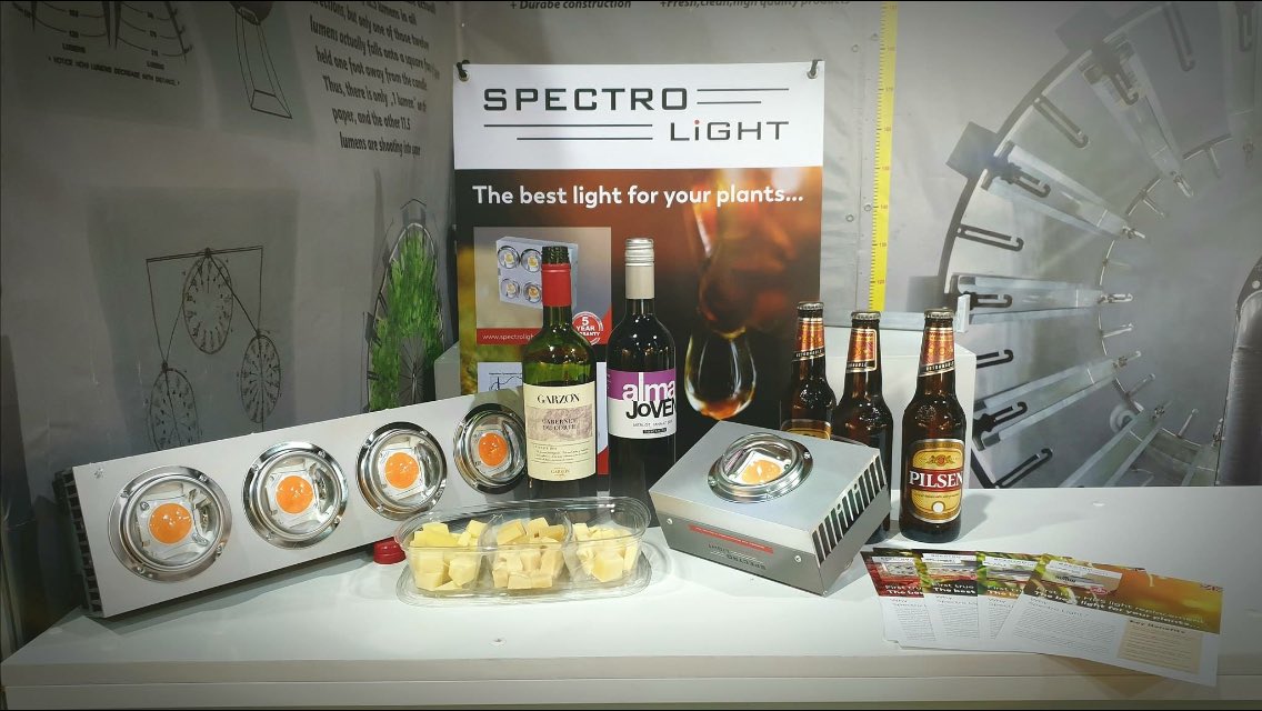 #spectrolight on tour. Today @ #Cannabis #expo #Montevideo in #Urugway please welcome .... #blast400 #starter100 
#xplosion800