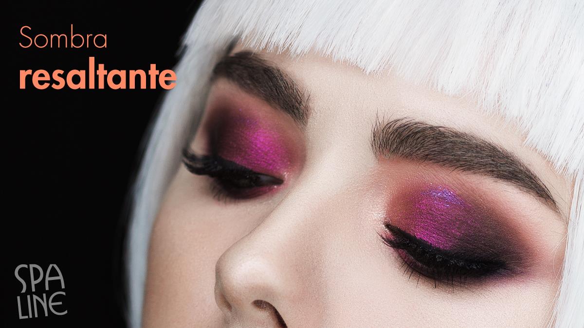 MundoSpaLine's tweet image. Para que la sombra de ojos sobresalga, aplica primero una base blanca sobre el parpado #spaline #spalinecontigo #piel #pielsana #sombradeojos #ojos