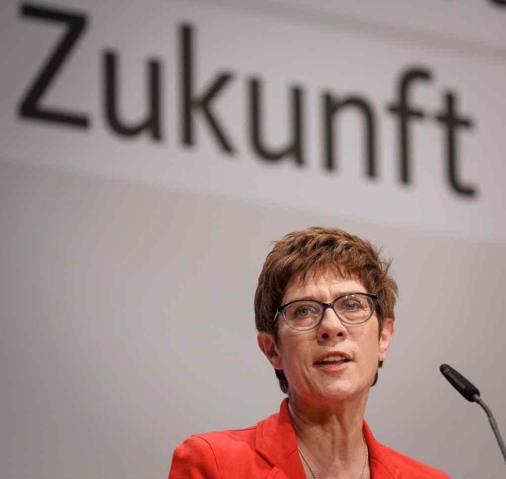 JungeUnionMV's tweet photo. Georg Günther: Herzlichen Glückwunsch, liebe Annegret Kramp-Karrenbauer https://t.co/cxZTM7wgh4 https://t.co/Z2rCgZVO3y