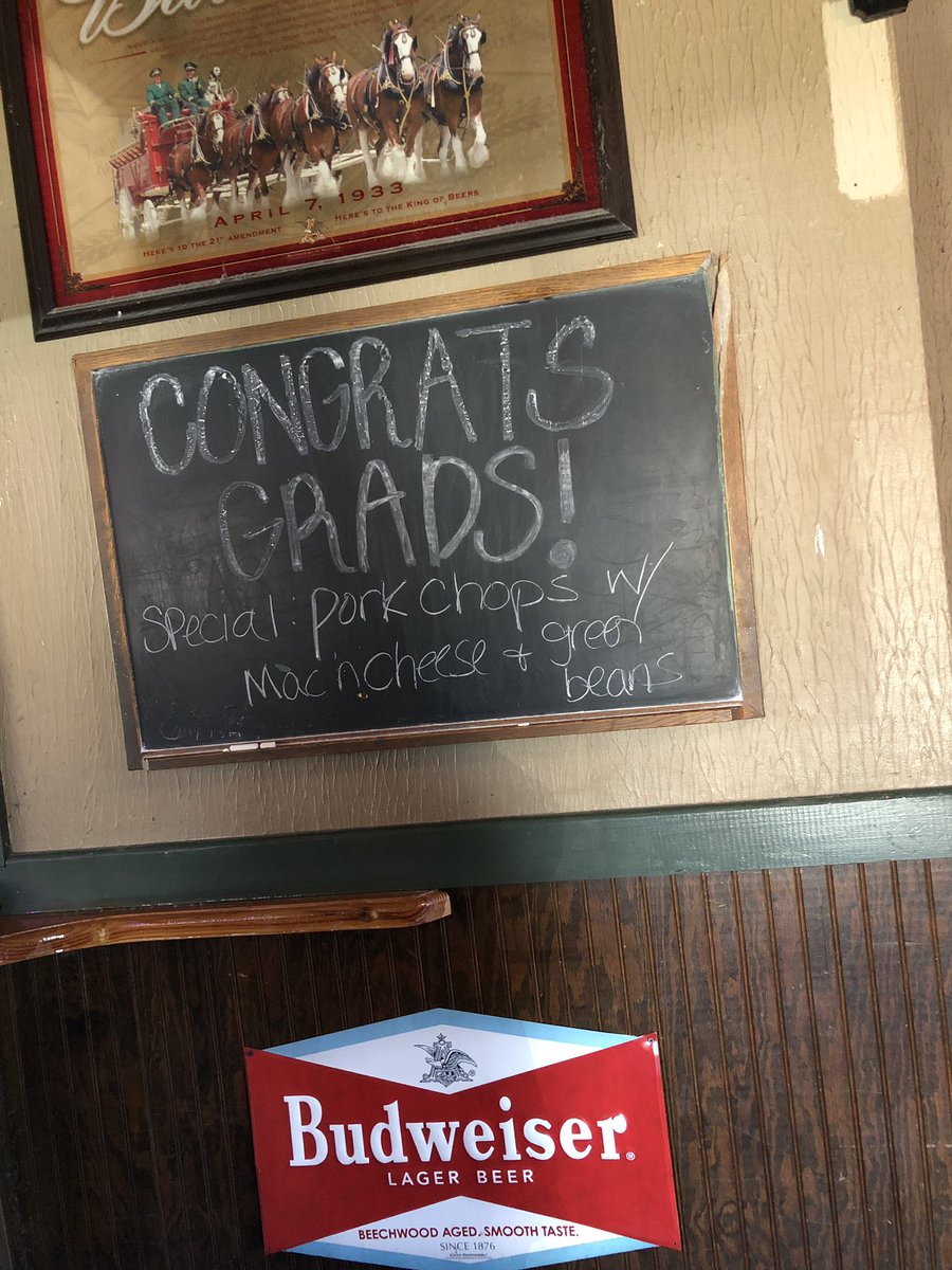 come get some good food! congrats graduates!! 🎓💛💙💛💙