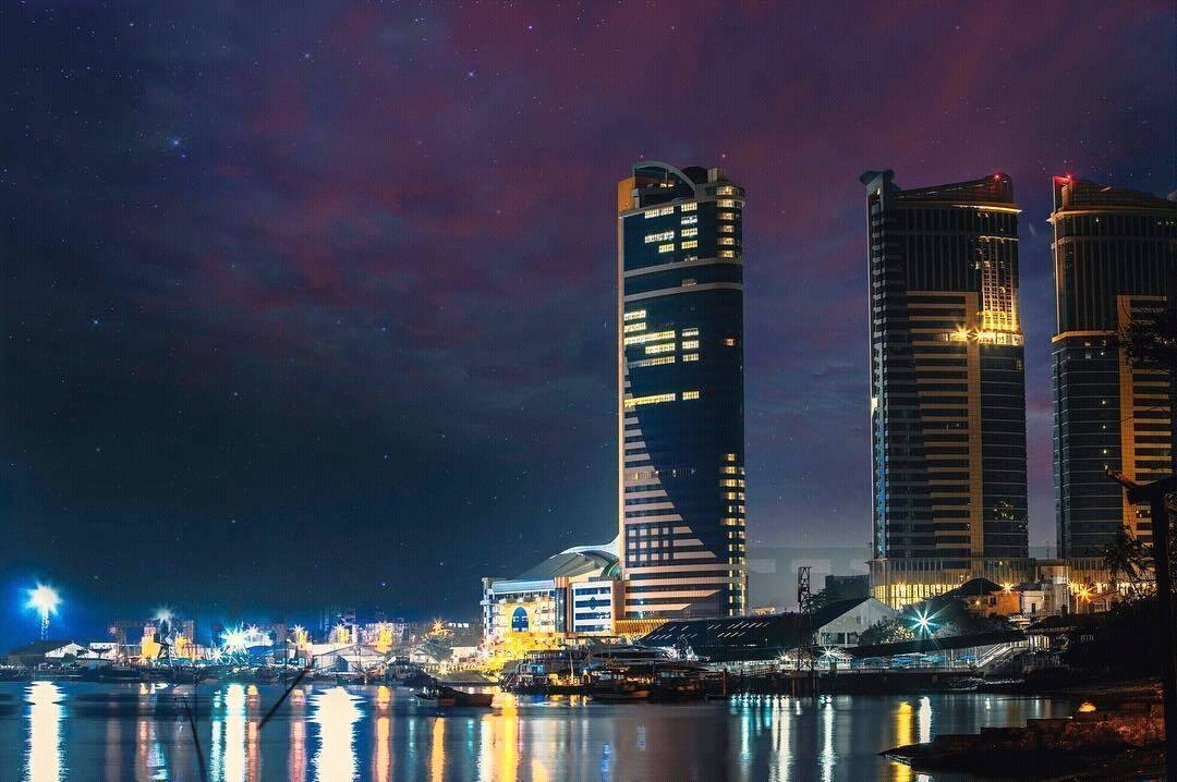NionesheApp's tweet photo. Je, unafahamu kuwa mwaka 2017 jiji la Dar Es Salaam lilikuwa na nyumba za kupanga takribani 590,000(Laki 5 na elfu tisini).Hii ni kutokana na utafiti uliofanywa na (Centre for Affordable Housing Finance).NionesheApp tunatatua changamoto za wapangaji tafadhar endelea kutufatilia. https://t.co/pbywXepkfj