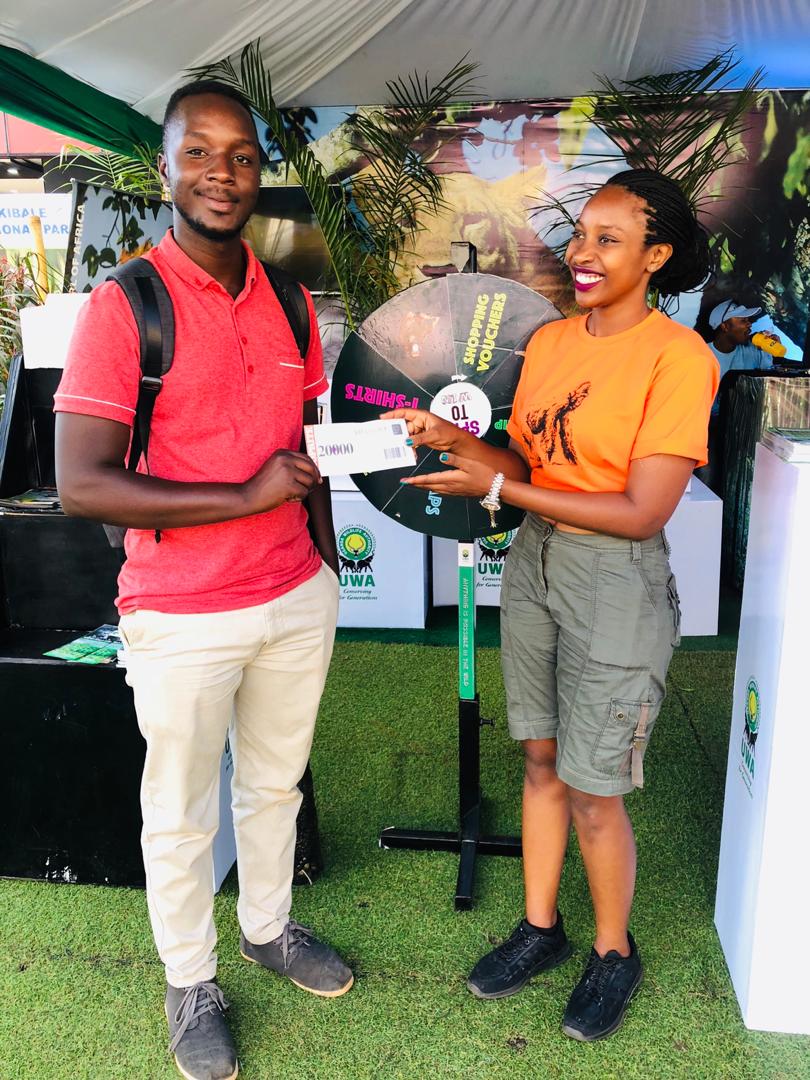 ugwildlife's tweet photo. Don't forget to drop by tomorrow to find out more about our national parks and reserves. Hey, you just might walk away a winner in the midst of it all.
#AnythingIsPossibleInTheWild #ChristmasWithUWA #TulambuleWild https://t.co/TrQ3Lh0WL3
