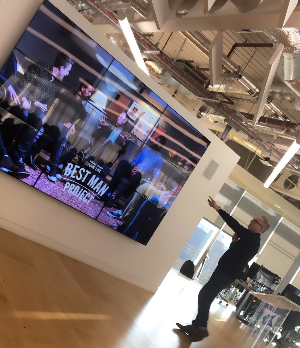 UKTV_Careers's tweet photo. Simon Gunning from Calm (the Campaign Against Living Miserably) joined us at our company meeting this week to talk about the charity’s brilliant work and how we’re working with them on Dave! #watchthisspace #bestmanproject #bethemateyoudwant #theCALMzone #UKTV https://t.co/369Ein8M5z