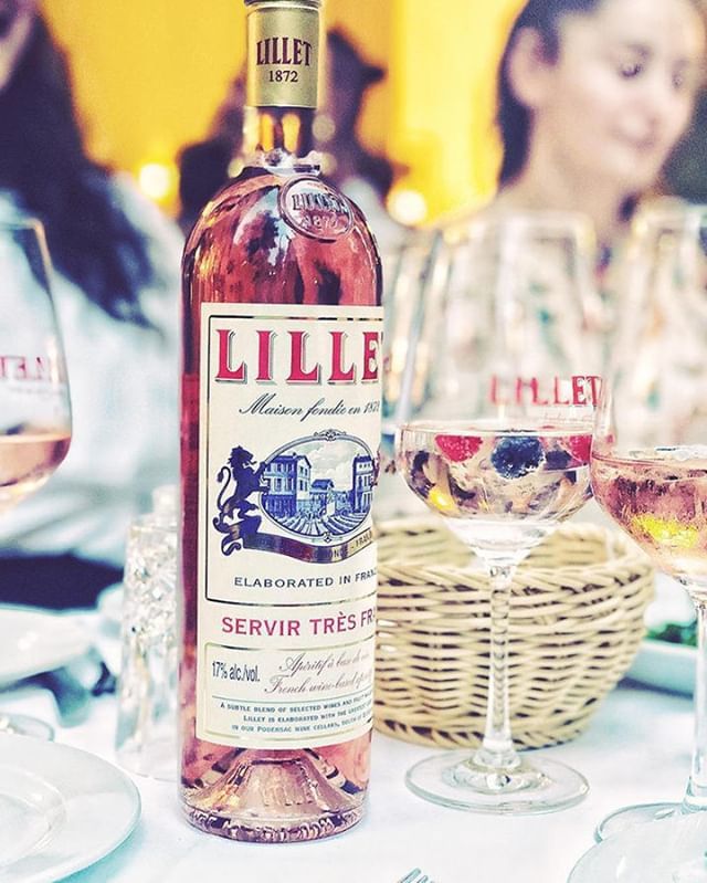 Out of office.
Regram by @foodistaberlin
.
.
#Lillet #LilletRosé #Friends #TGIF ift.tt/2QnS8eY