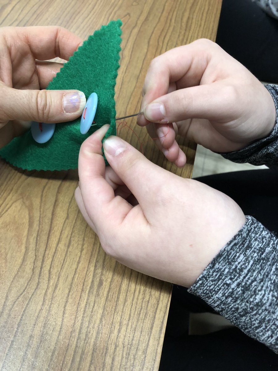 OTbethy's tweet photo. Learning to see a button at the HS.... https://t.co/Npm7okmWa6