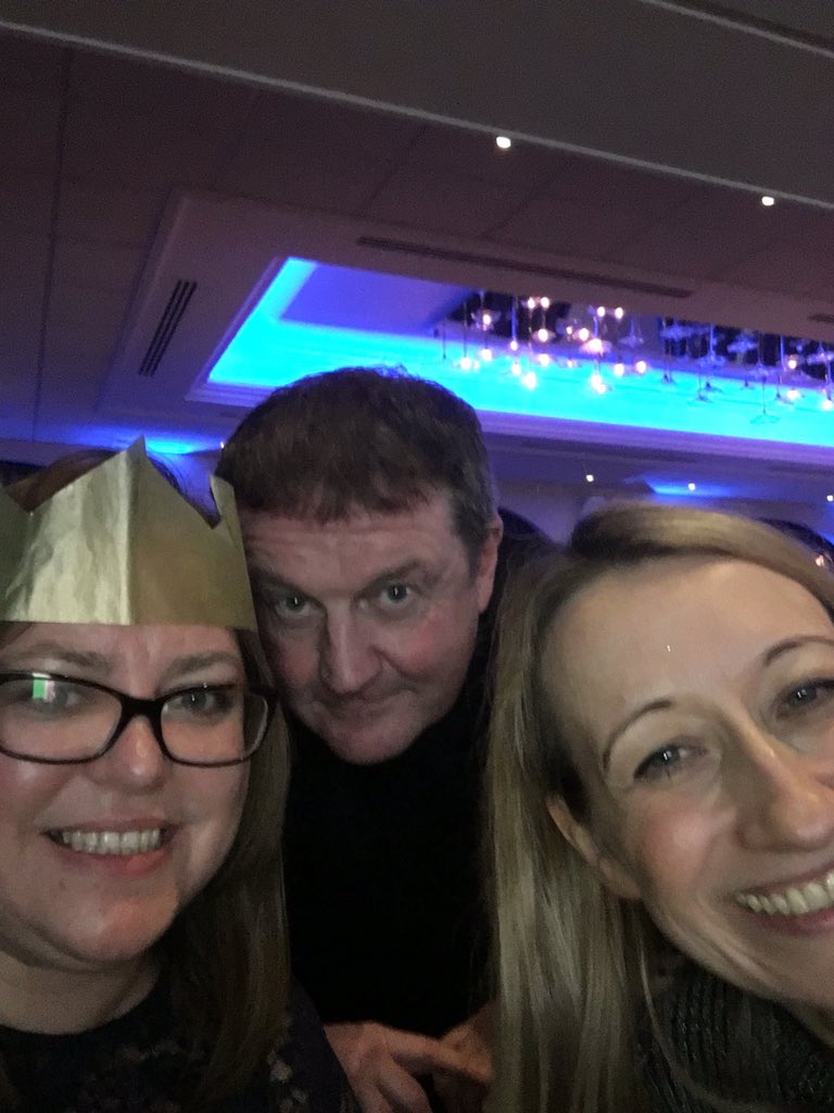 ParkinsonNic's tweet photo. Magician was fab although @KalKayfd was not impressed #GPCC18 @MyGreatPlace #puttingthegreatingreatplaces https://t.co/zFMUJz0B4X