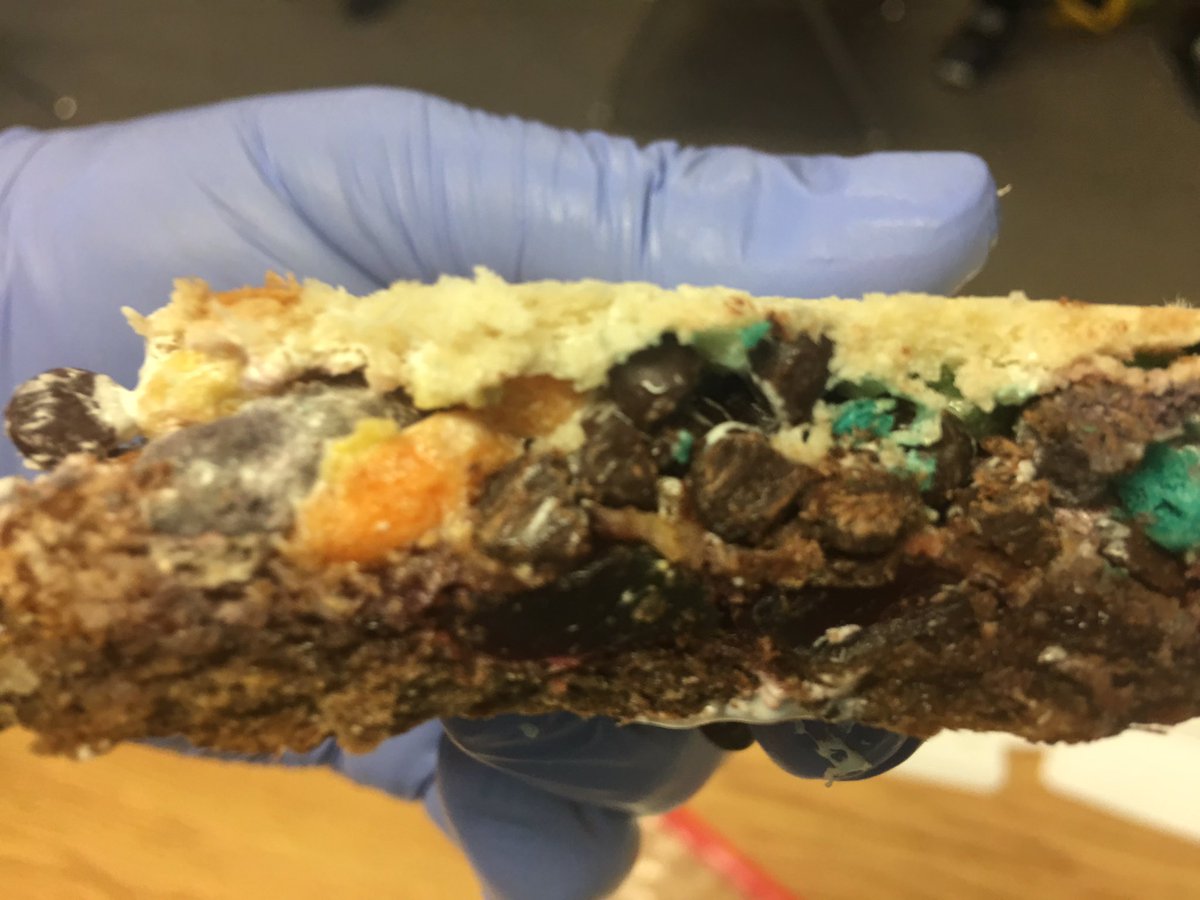 mrheald5th's tweet photo. Science is boring?!? SEDIMENTARY SANDWICH to the rescue!! https://t.co/6aLvZVPGdf