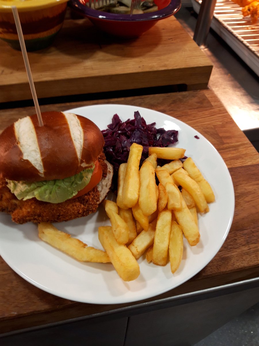 EatNewham's tweet photo. Special of the day at EatWell NEWHAM; German Schintzel with red cabbage and chips.  Great feedback from customers. https://t.co/nbdDA3rf8q