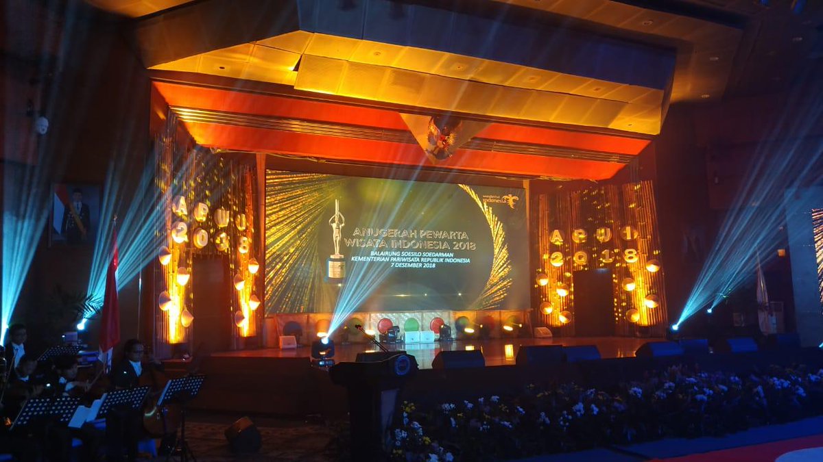 Pemberian penghargaan APWI 2018 ini adalah sebagai bentuk apresiasi Kementerian Pariwisata (Kemenpar) kepada para pewarta pariwisata. #MalamPesonaAPWI2018