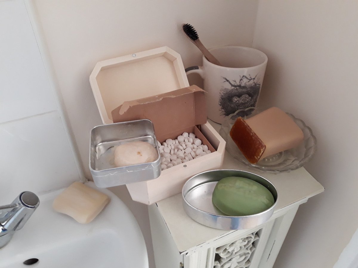 Very proud of my #plasticfree bathroom! #solidsoap, #solidshampoo, #solidconditioner, #solidsoap for washing, #bambootoothbrush and #toothpaste tablets. Next changes will be a #plasticfree toilet brush and a  vintage-style #safetytrazor! Switched from shaving gel to soap -works!