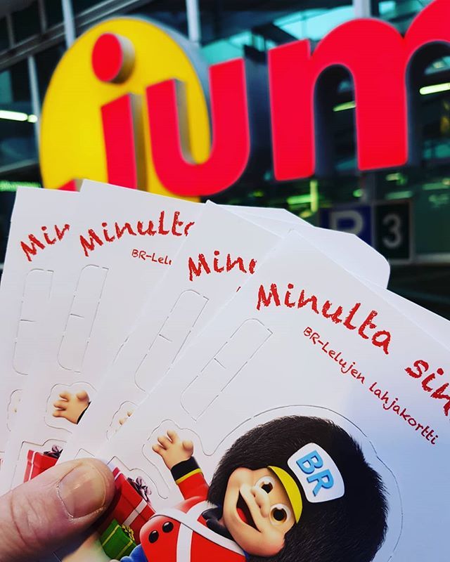 SomeMediaGroup's tweet photo. 💥Palkintoja haetaan jo huomiseen ekaan arvontaan! Kantsii osallistuu😊
#yhteistuumin #superjoulu 
https://t.co/3sgyctnWRI https://t.co/XWdtn2mQCQ