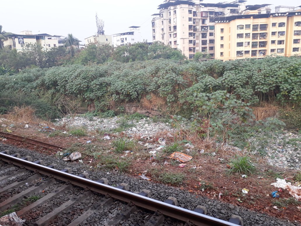 anunvay's tweet photo. R/Sir, Resident of your constituency, Sewer Canal is clogged leading to foul smell, diseases and health issues to nearby residents. Sincere request you to look into this issue earliest. @DrSEShinde
Location: Sarvodaya Galaxy Kopar. Dombivli west. https://t.co/G4gF8Rufh0