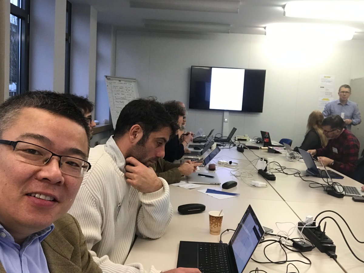 zhiming72's tweet photo. A live demo on catalogue ingestion, workflow and provenance demo presented by #UvA in the final review of H2020 @VRE4EIC porject. The demo is also jointly developed with partners from #VRE4EIC and the #ENVRIPLUS Data for science theme. https://t.co/hpT5HFmKdv