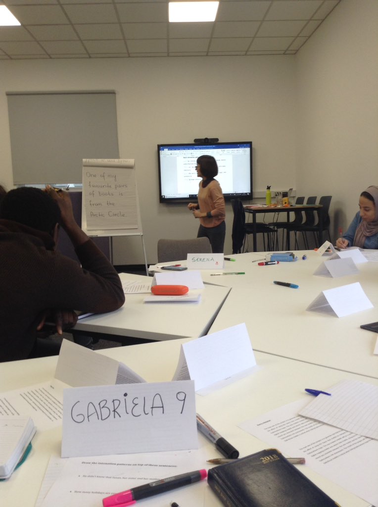 GabyGarciaGG13's tweet photo. 🗓Ending my #PhDweek at the Presentation Skills for non-native speakers workshop w Dr Masha Shaw @aberdeenuni
🗣 It was great to practice intonation & pronunciation in preparation for presenting @isanet #ISA2019 & @SLASLatAm #SLAS2019
#phdlife #latinasinacademia #phdwomen https://t.co/rTAGePDeYz