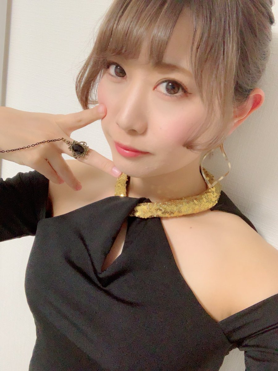 古河結子 Twitter ನಲ ಲ 耐え忍ぶばかりだったあの頃の自分に 楽しくないならそこから離れろ と言いたい気持ちは今でも忘れていませんが そういう日々があったからの今の出会いや発見もあるので 後悔ではない みなぎる勇気 溢れる希望 光り輝く絆と共にぃぃ