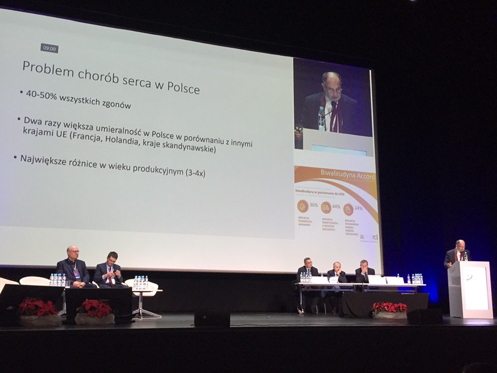 Trwa sesja Bilans Kardiologii zabiegowej 2018 oraz nowości w roku 2019.

Przewodniczący: Krzysztof Chlebus, Dariusz Dudek, Adam Witkowski, Zbigniew Siudak

#NFIC2018