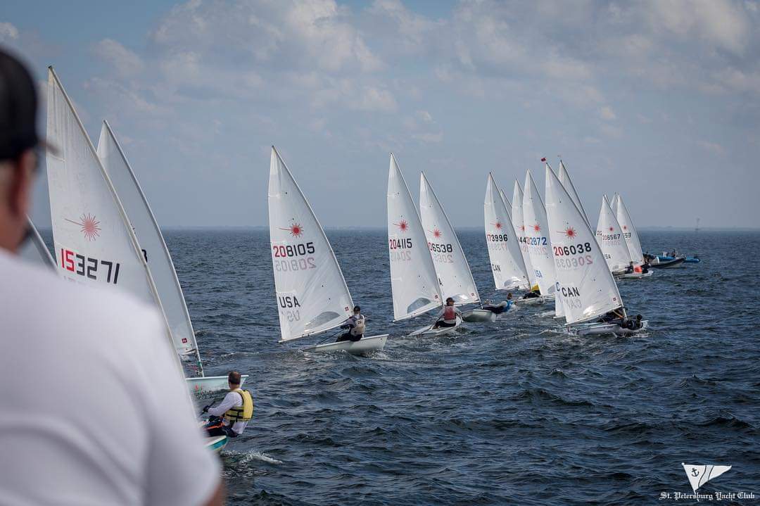 Queen's Sailing Team tweet media