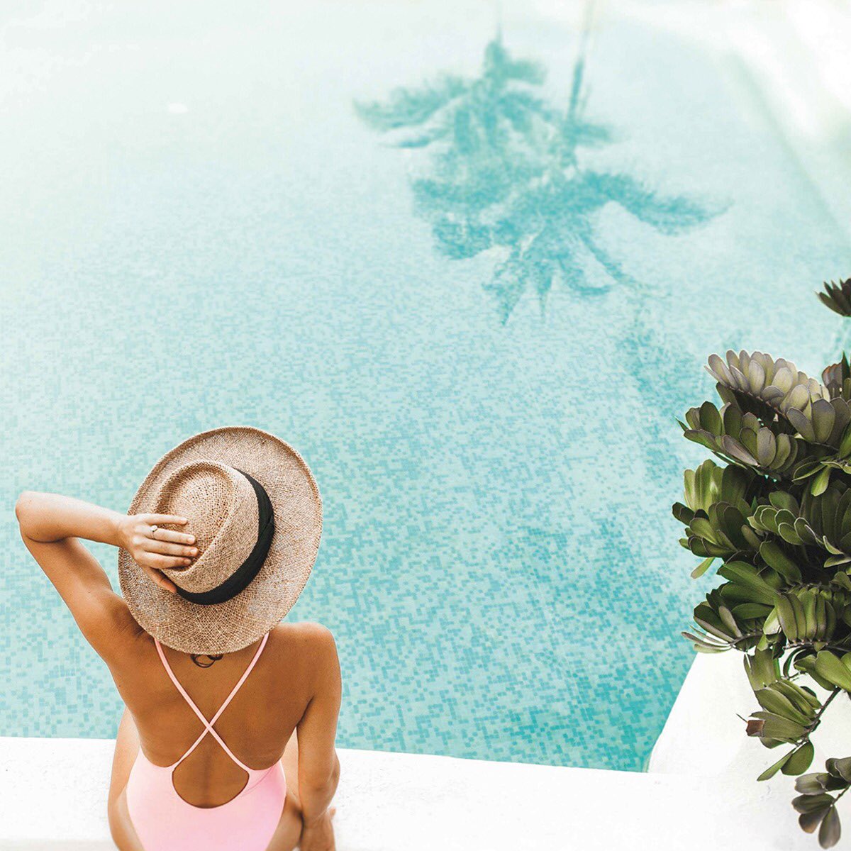 We added the Paloma comfort to the turquoise of the Mediterranean
.
.
.
#palomahotels #hellohappy #palomamemories #antalya #izmir #turkey #enjoy #travel #travelturkey #travelphotography #sea #summerlove #family #resort #hotels #instagood #beautiful #photooftheday