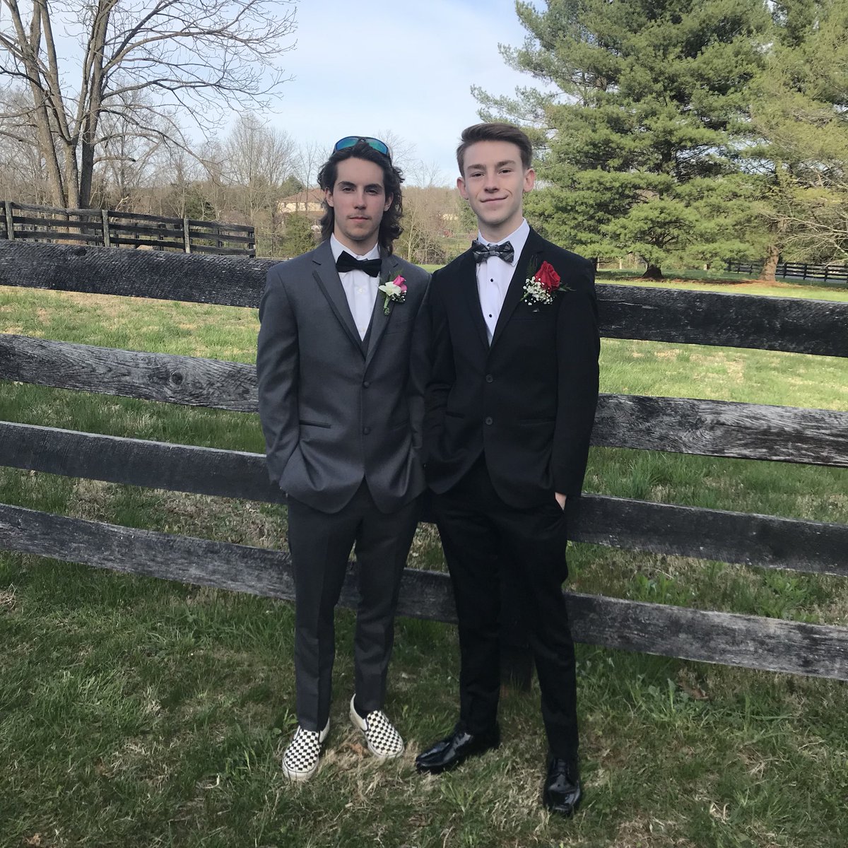 Patrick_day99's tweet photo. Happy Birthday homie hope it’s great love you ❤️✊🏻@tdezzutti3 https://t.co/MitWRPqcBC