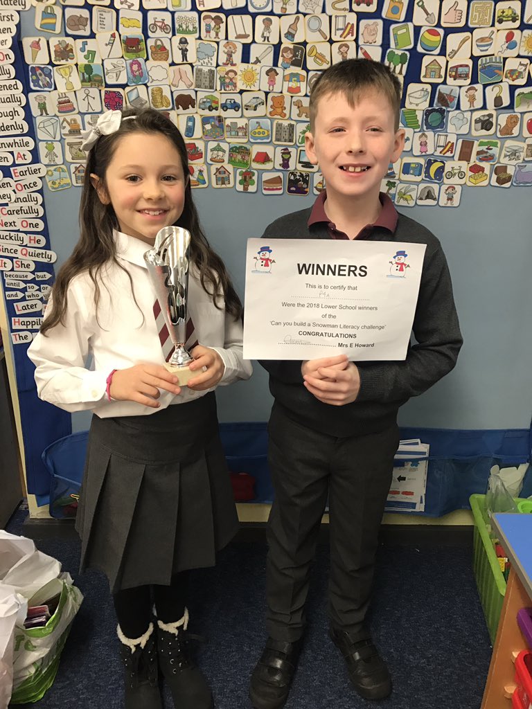 williamstonps's tweet image. Go P4a! We won Mrs Howard&apos;s &apos;Can you build a snowman literacy challenge!&apos; 😁🎉 So much great teamwork, cooperation, literacy skills and numeracy skills! #literacyacrosslearning #numeracyacrosslearning