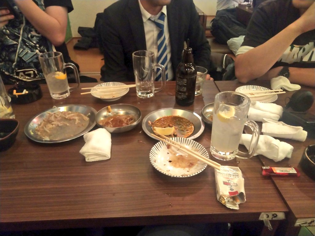 dog_men1's tweet photo. @drdrdrdrdry ヴィランは遅れて出てくるものさ(オタクと飲んでた) https://t.co/eGKCkBMxGK