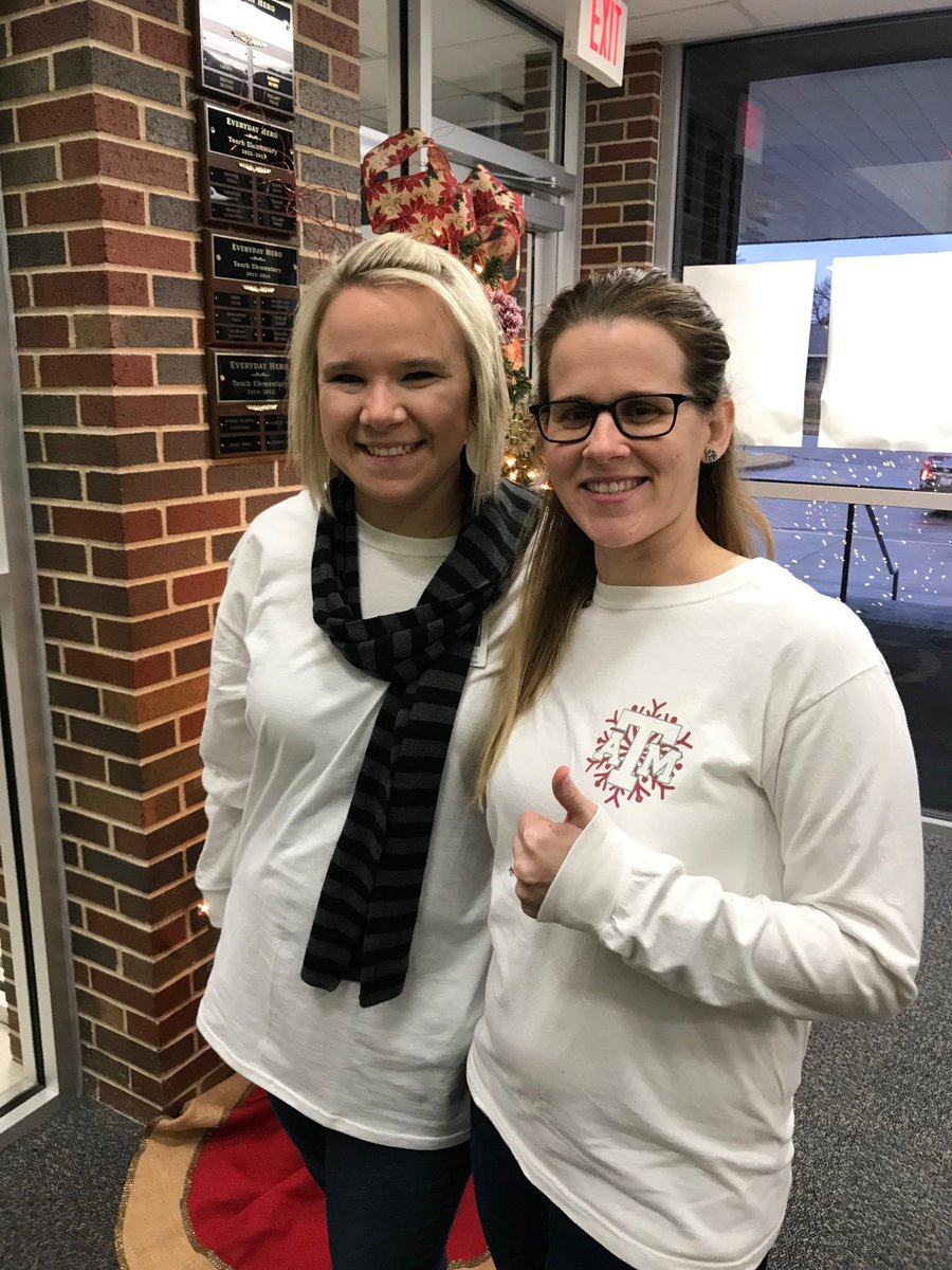 amyachildress's tweet photo. White Christmas #12daysofnorth  #toschpride https://t.co/KEh1VeYQly