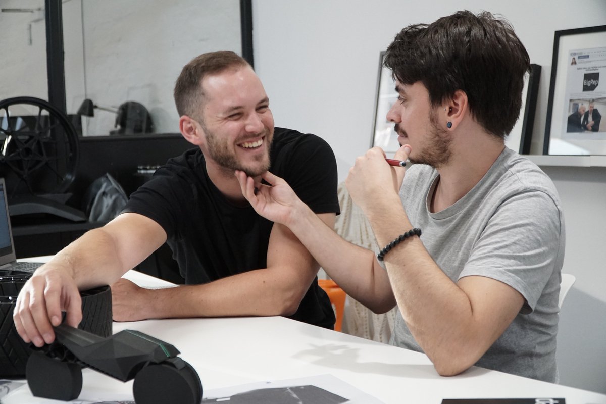 BigRep's tweet photo. "Beatiful, international people with a very progressive way of thinking. We share knowledge from every department, which is unique." - said Marco Cristofori, the designer of the #NERAbike (with Maximilian Sedlak and Daniel Buening)! 🏍
Join BigRep team >>> https://t.co/oGOCdaAxoK