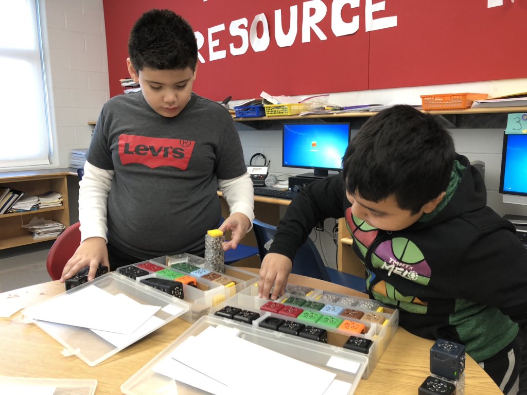 NBCTNicole's tweet image. The cubelets have code?!? #WeekofCode #HourofCode @WeAreRUFSD #WashingtonRose