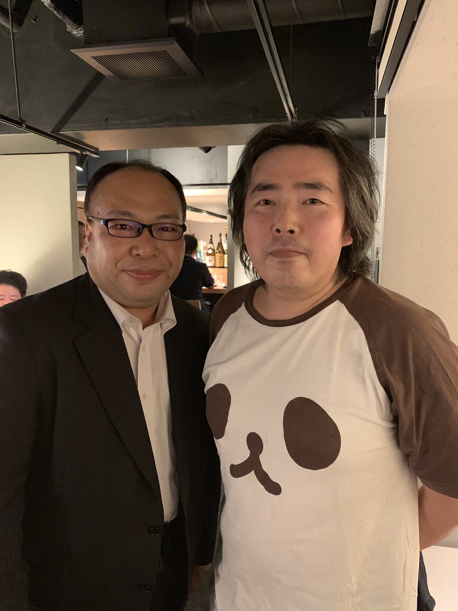 O Xrhsths 博多焼きヤマト渋谷 Sto Twitter 本日 ヤマト22脚本家の福井晴敏さんが御来店されました W ちょうどご来店されてたファンの方と2ショット 両氏のご了解は得てアップしております 宇宙戦艦ヤマト アニメ 焼鳥 とり皮 渋谷 福井晴敏