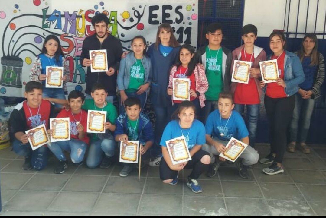 valmigani's tweet photo. Acto de cierre en eesN11 de San Vicente y reconocimiento a los alumnos y profe que presentaron proyecto  y participaron en instancia provincial ACTE . Éxitos y muchas gracias! La música se va armando2. https://t.co/KLUBze13dH