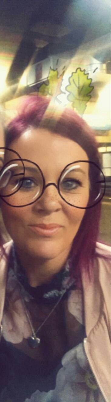 2 pic. Afternoon fuckers, thought id show off my new look xx https://t.co/qfVu2vXZQP