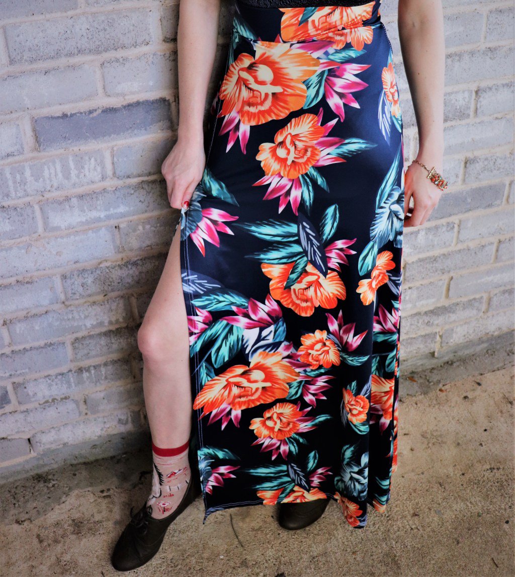 HipsterCourse's tweet image. Floral Maxi Skirt hipsteruniversity.blog/product/floral…