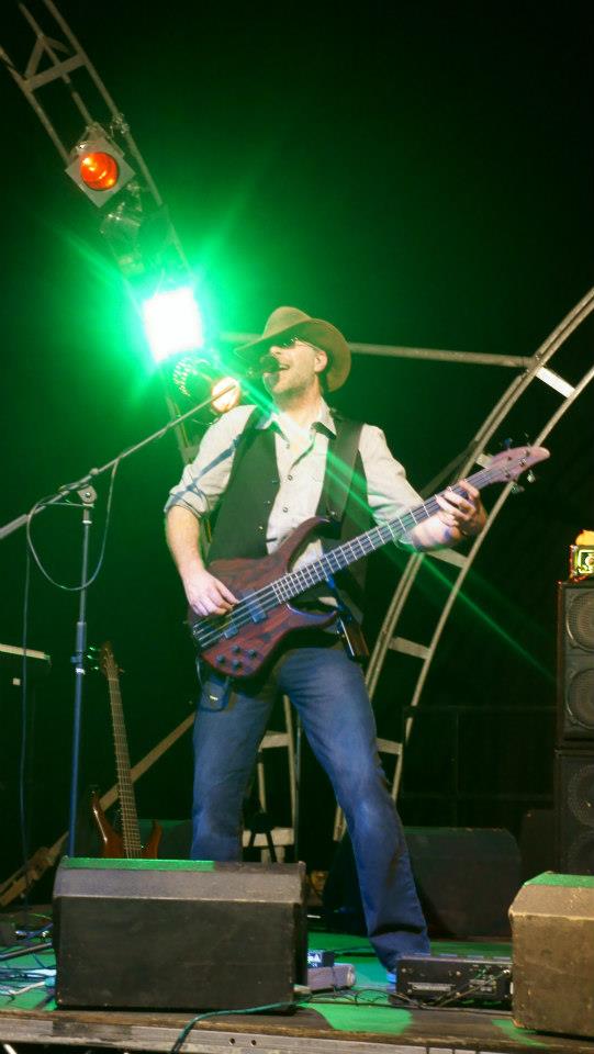 exit33brewing's tweet photo. Very much looking forward to one of the most professional live rock covers bands tonight in @harlequinpub
The uniquely named Mahhogany Newt have amps up about 9:15.
Free entry, plenty of quality drinks. Don't let the weather put you off!
#sheffieldlivemusic #insidekelham https://t.co/fYwXBUPnMS