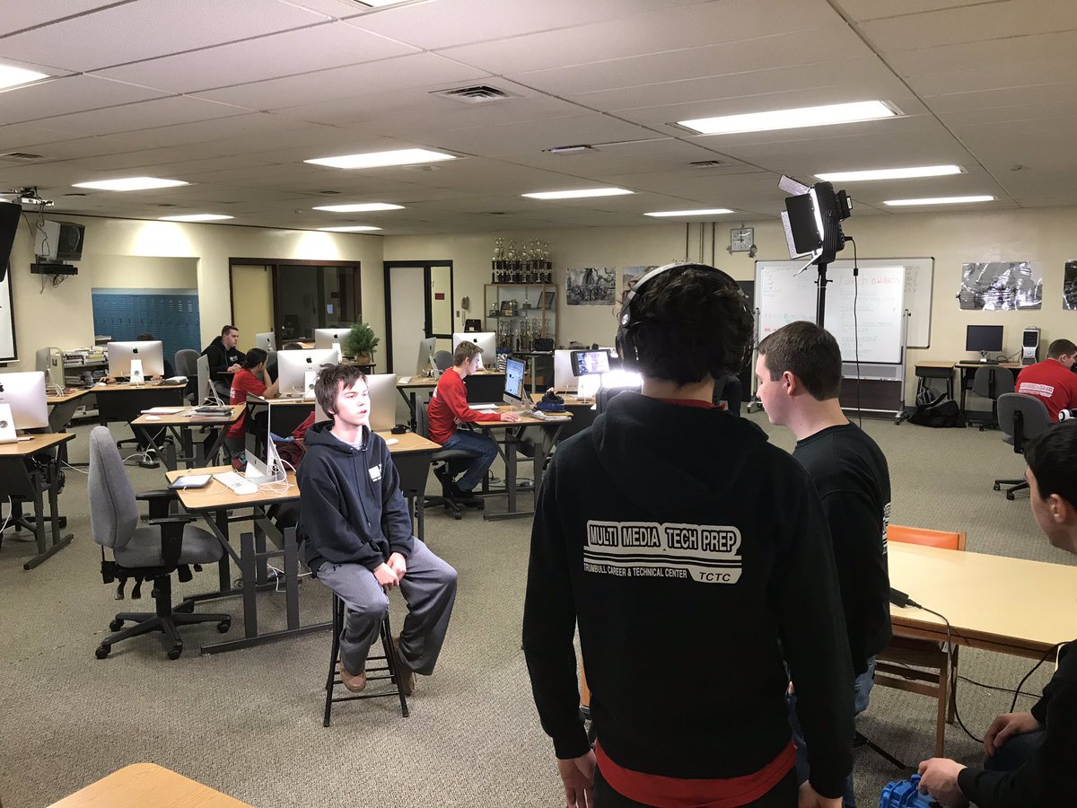 KentEsports's tweet photo. Getting ready for the Smash event at KentTrumbull from 3-7 tonight https://t.co/ZPmquCjFD1
