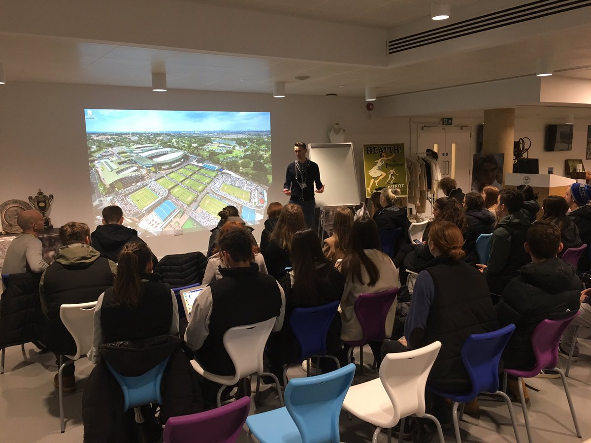 Deakin_ExSc tweet media