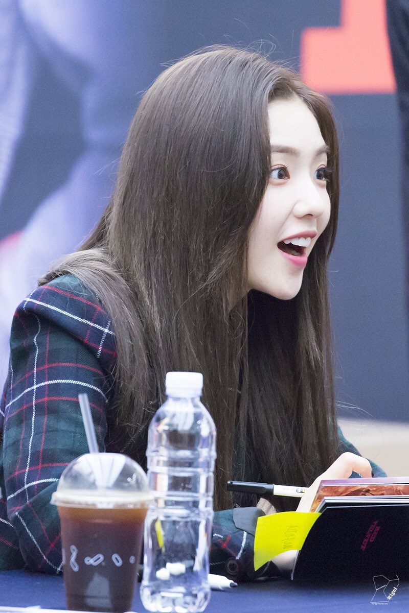 Therigel005's tweet photo. 181203 #아이린 #Irene #레드벨벳 #RedVelvet 

📌 https://t.co/WdBKWYYXDH
📌 https://t.co/yUX8c7kr13
📌 https://t.co/6kjQO0DRUy
📌 https://t.co/GByoiXKTX6 https://t.co/BuD1GpVd12