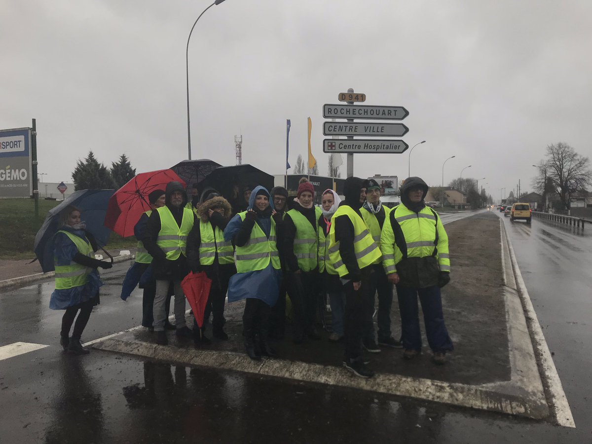 Giletsjaunes87 Hashtag On Twitter