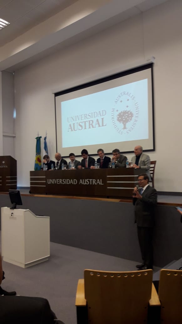 Compartiendo el plenario del <a href="/CRUPArgentina/">CRUP</a> "Es muy importante tejer alianzas estrategicas entre las instituciones para avanzar en el desarrollo de i+d+i" <a href="/PUniversitarias/">Universidades</a>