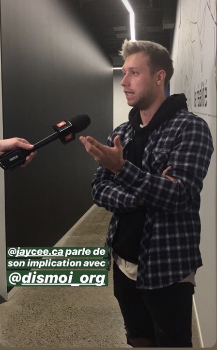 OrgDIS_MOI's tweet photo. De passage à @vtele Audrey Cloutier et JayCee expliquent pourquoi ils s’impliquent avec Dis-moi. @Thara_Comms https://t.co/Bwq50yKQPZ