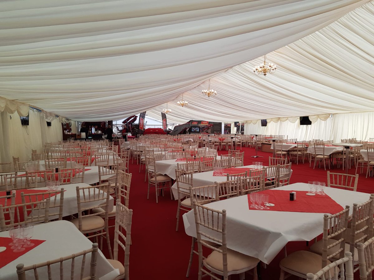 FarmersGuide's tweet image. We have the pleasure of attending #Scanstone's Open Evening in #Dundee #Scotland tonight - where they are unveiling a new factory extension 🥂 It's a great start to the #weekend! 

#FGontour #UKFarming #PotatoFarming #Agriculture