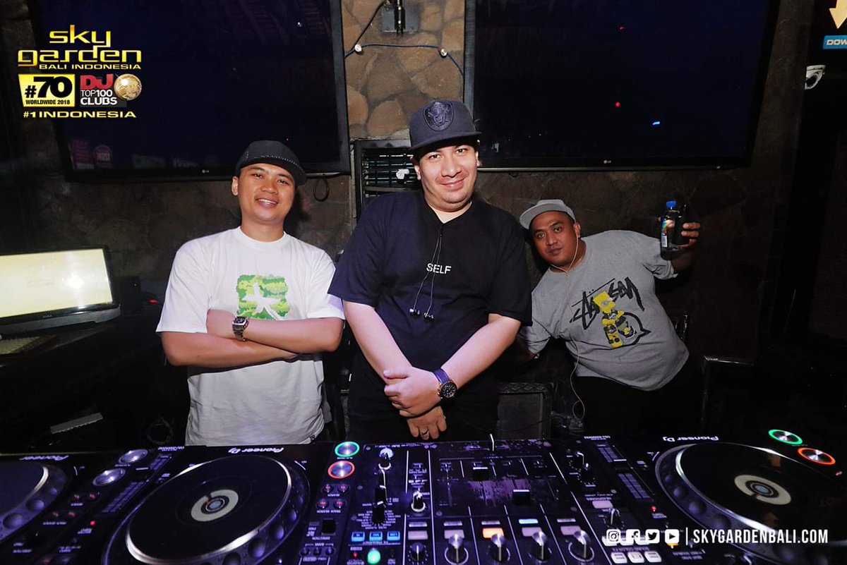 closing set <a href="/skygardenbali/">Sky Garden Bali</a> rooftop with @echa1945mf tonight! stop by and holla at ya boi!